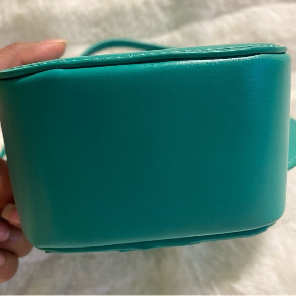 Like New Rare Kate Spade Novelty Flowering Cacti Leather Cactus Crossbody - Picture 14 of 14